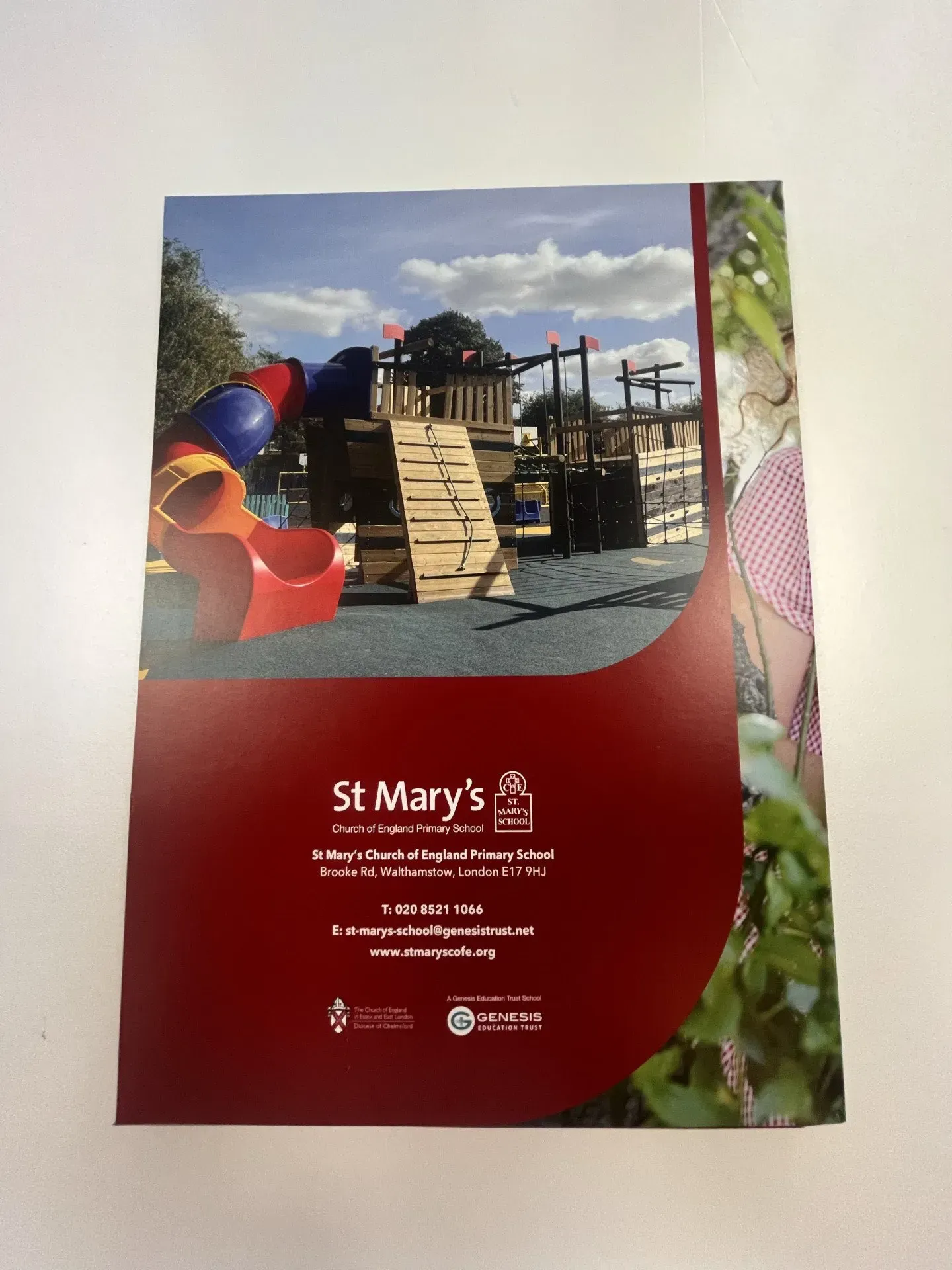 prospectus brochure