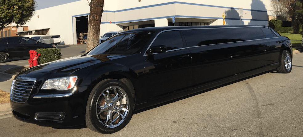 Long Beach black chrysler limo rental