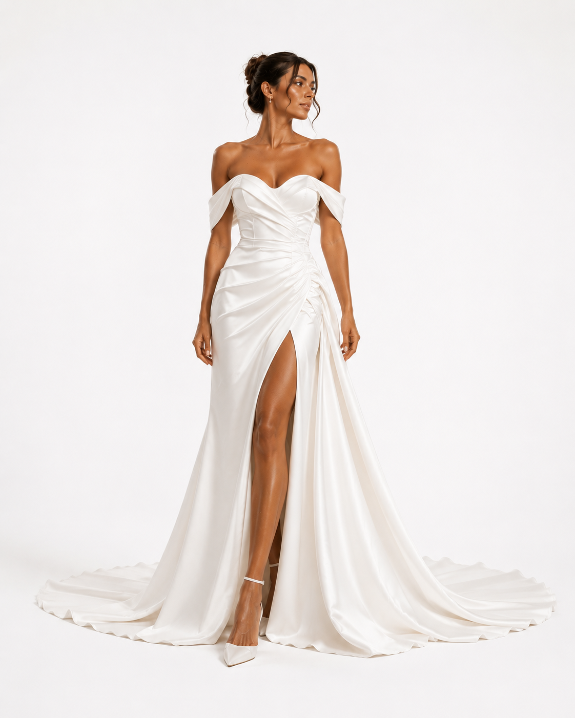 Élise Satin Gown