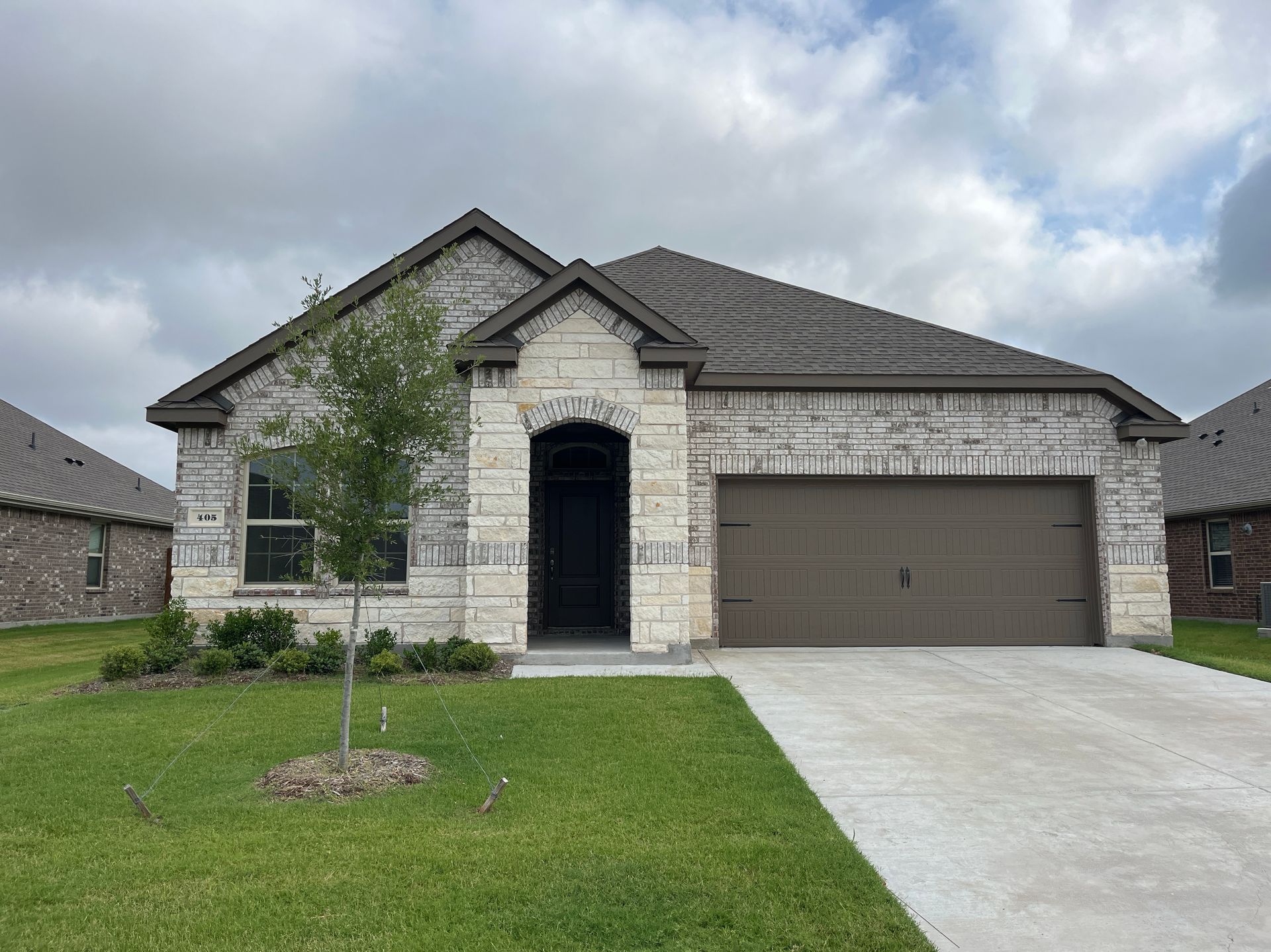 1-Story Brick House