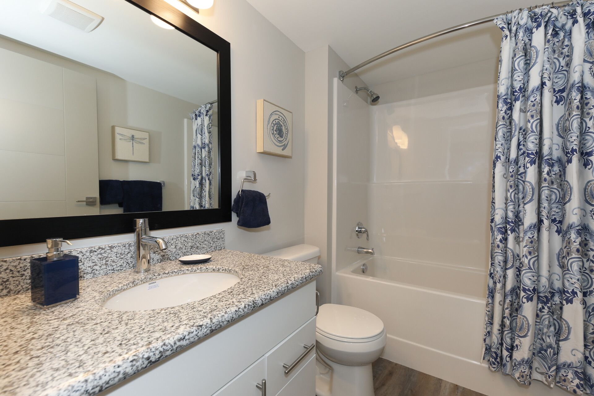 Rockwood Landing Apartments Gallery