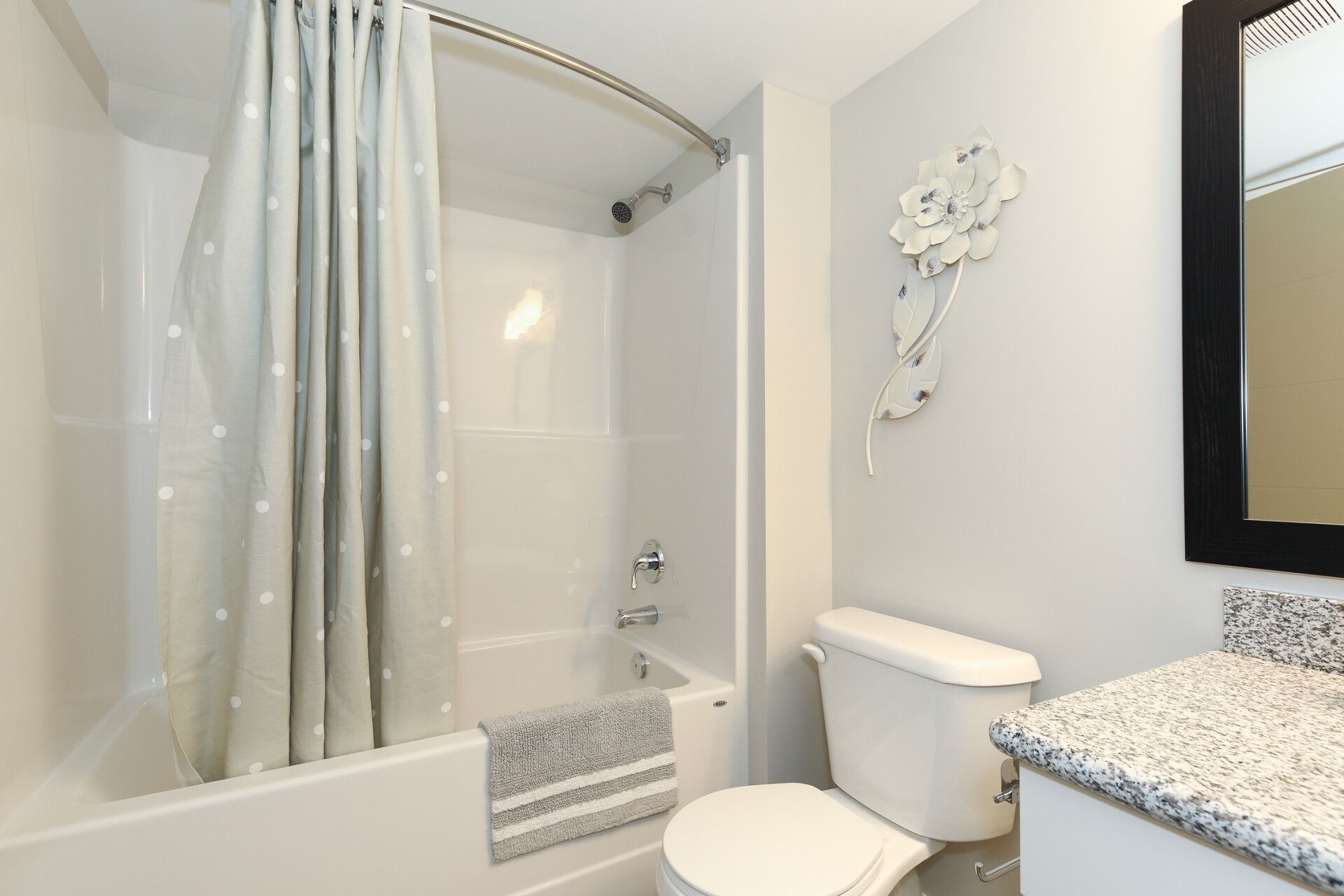 Rockwood Landing Apartments Gallery