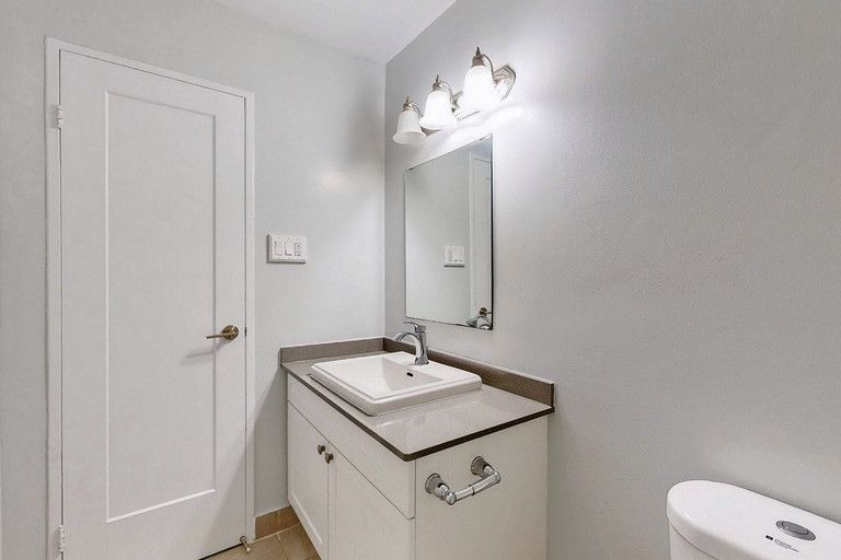 Suites for rent near me