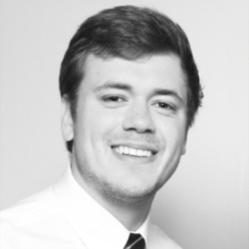 Headshot image of Lucas Zemlicka