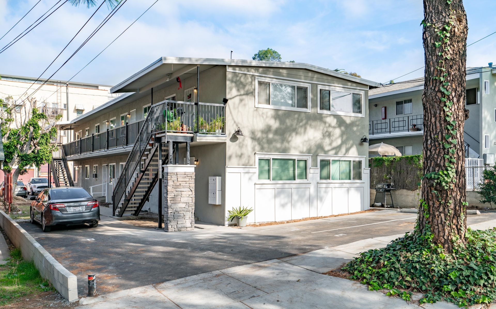 Penn Apartments Photo 1