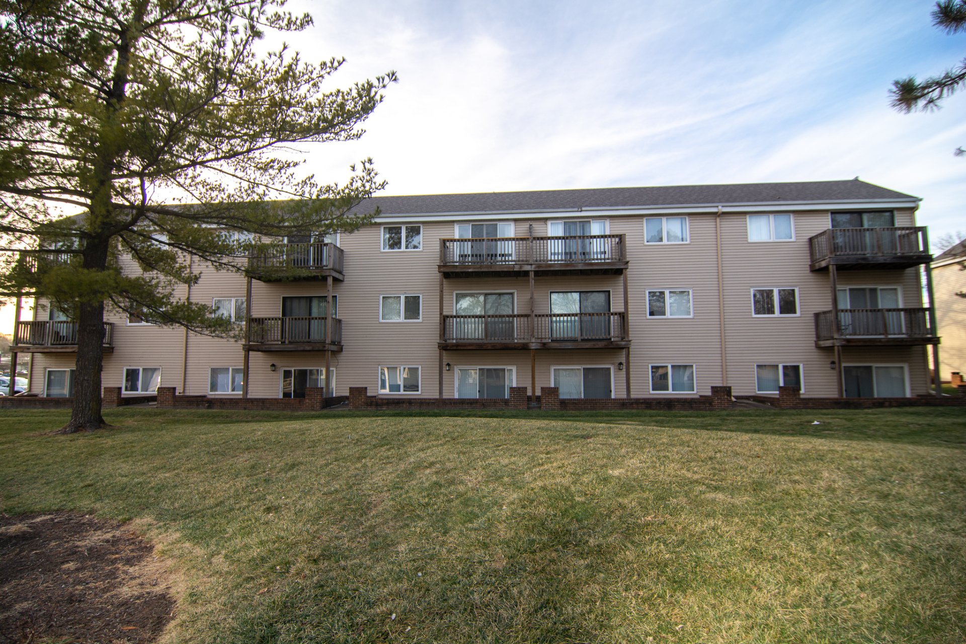 Crosswinds Apartments in the heart of Omaha!