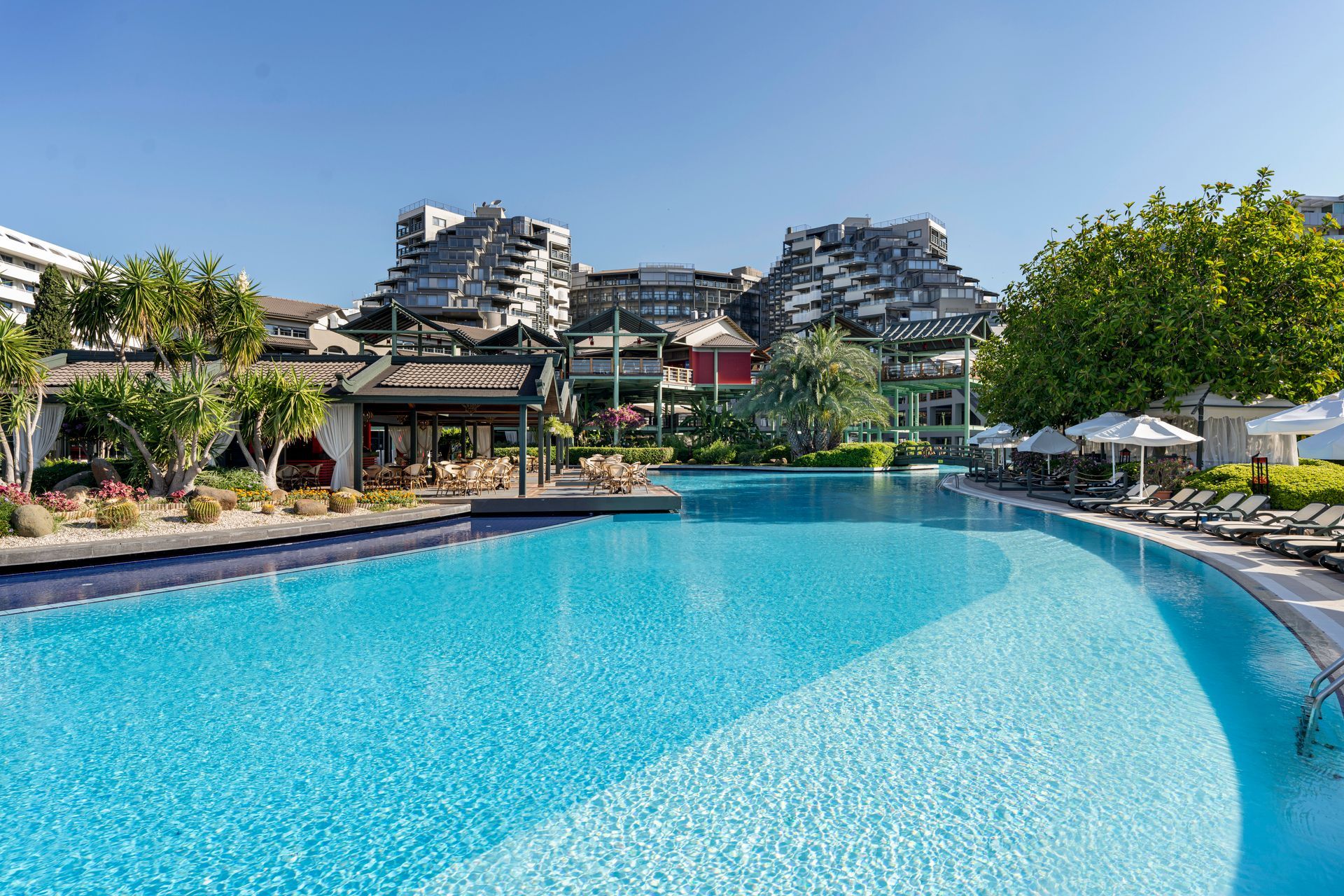 Limak Lara De Luxe Hotel & Resort
