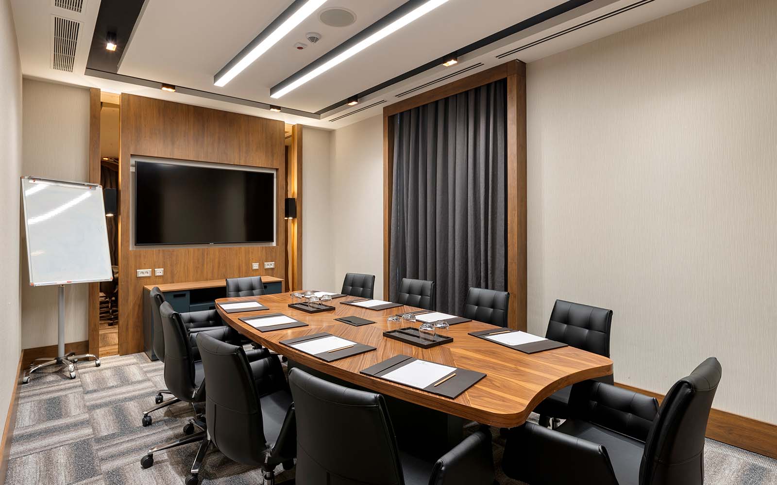 Limak Skopje Luxury Hotel , Yalova & Ambassadore  Meeting Room