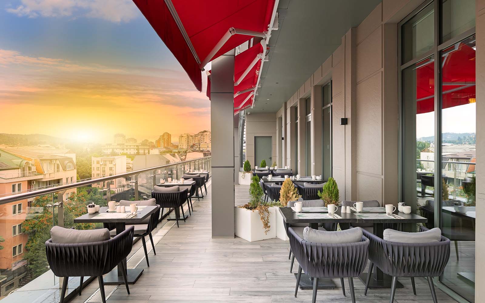 Limak Skopje Luxury Hotel , Restoran