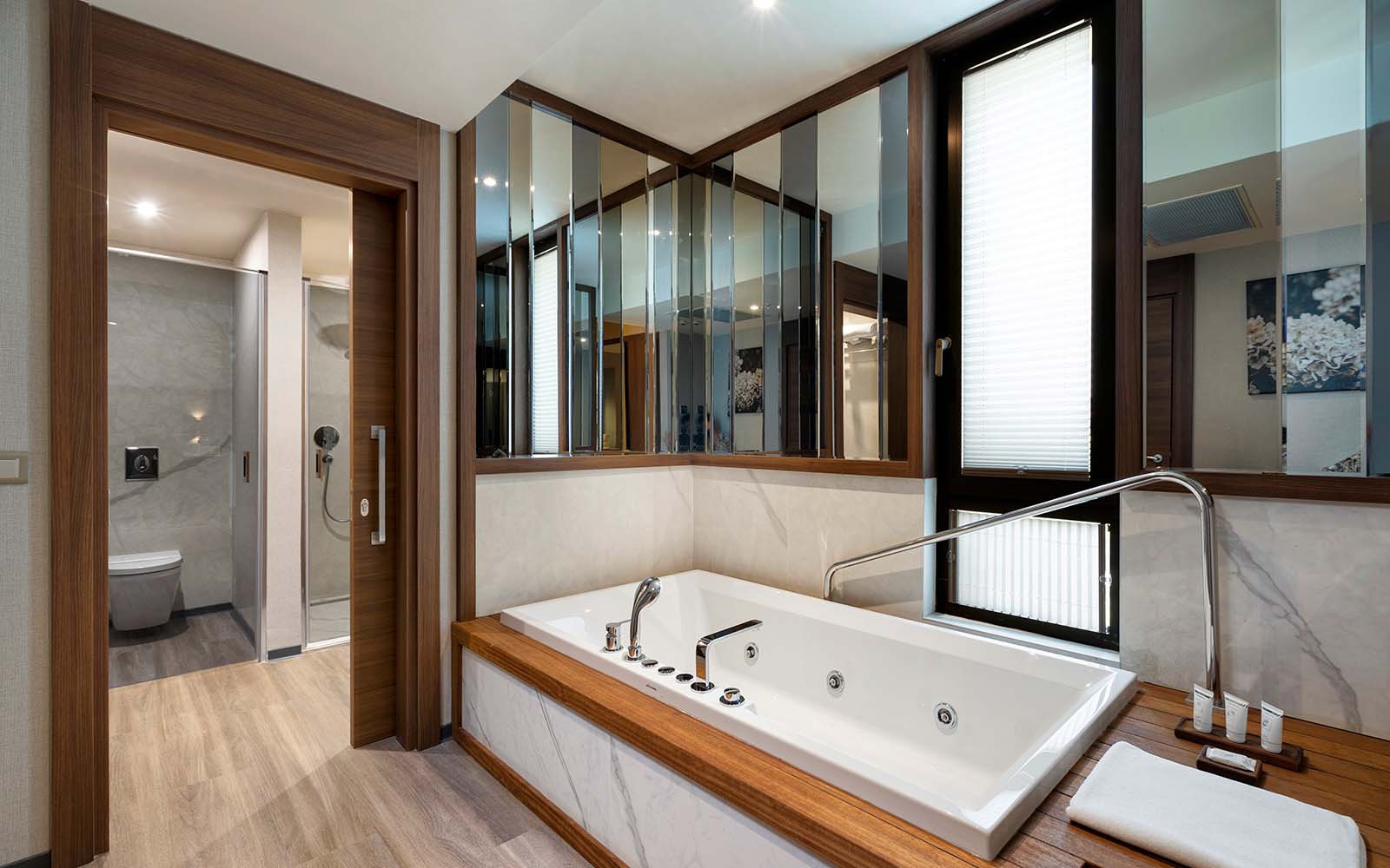 Limak Skopje Luxury Hotel , Senior Deluxe Suite