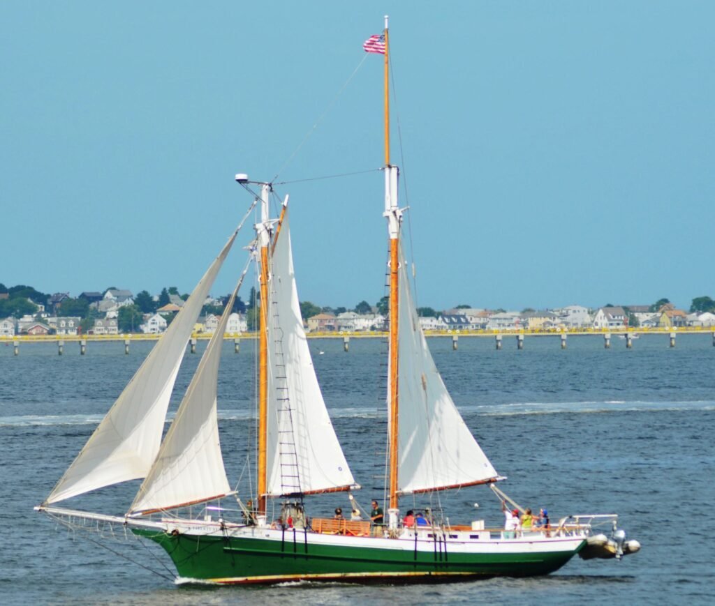 YACHAT AND BOAT SAILING & ARCHITECTURE帆船 70 meter classic design sailing yacht | WordlessTech