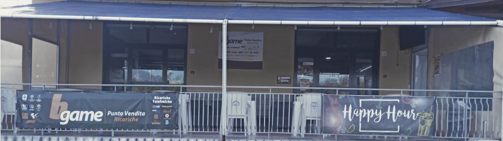 il bar esterno