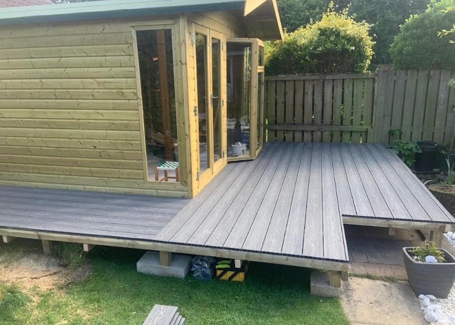 Fencing York decking installation in Pocklington