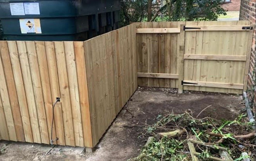 Wooden fencing installed in Stamford Bridge