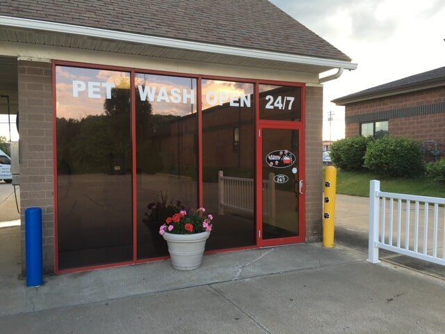 A pet wash is open 24 hours a day