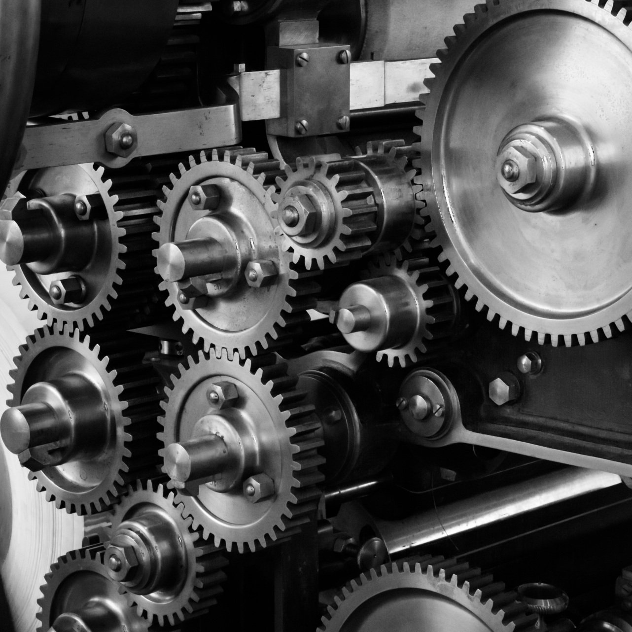 11 gears linked together