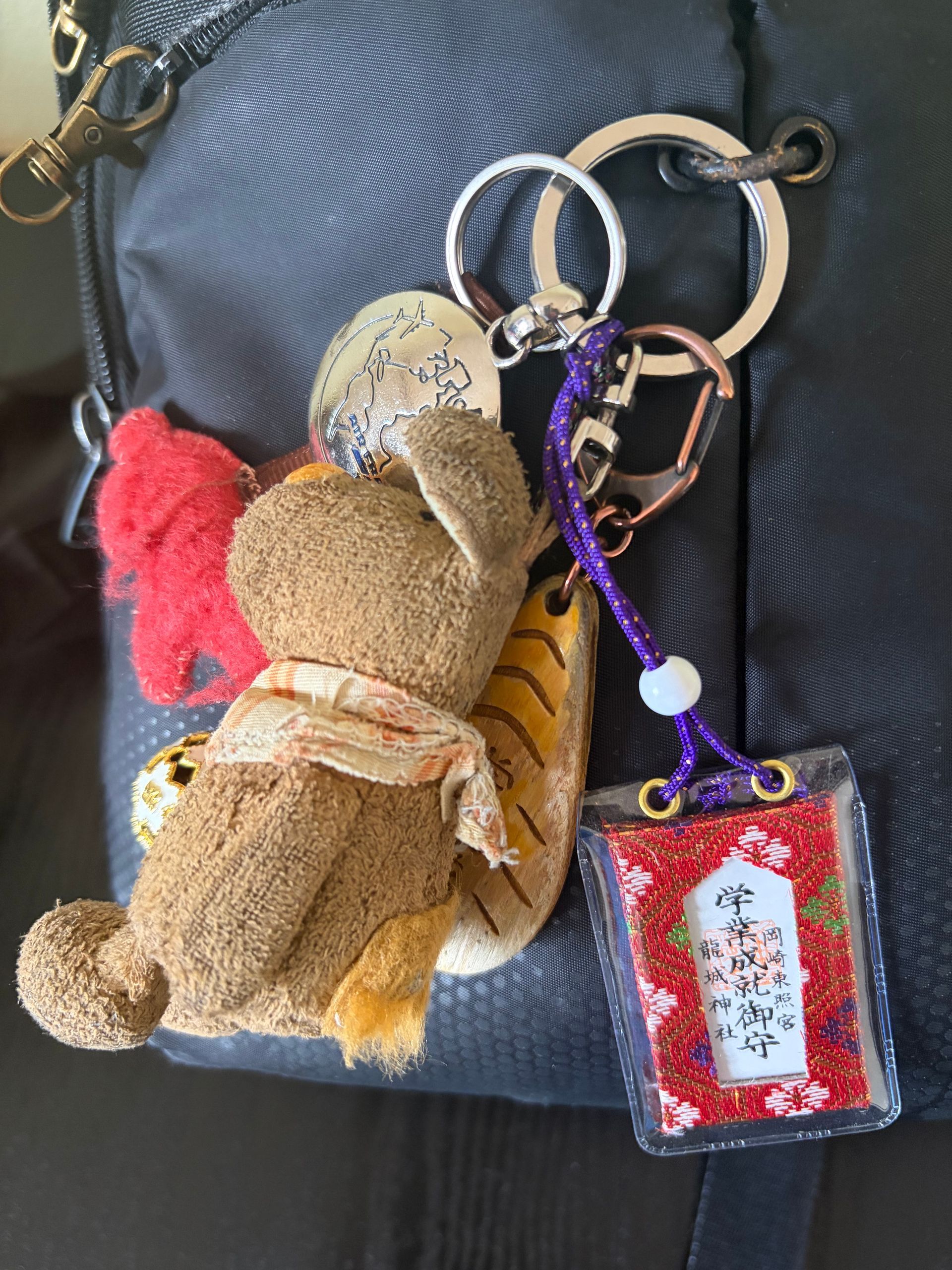 rug sack with omikuji for good study