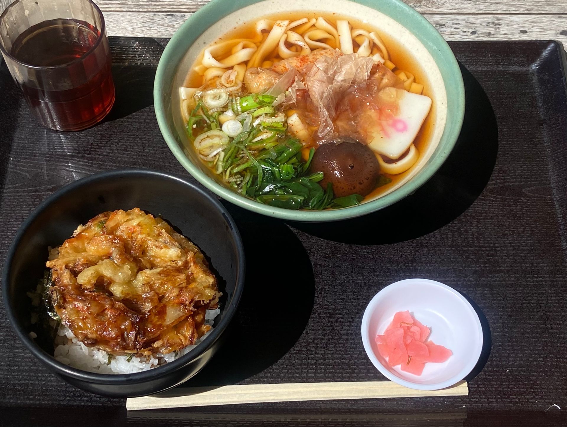 kishimen, platte noedels uit Nagoya kishimen Nagoya