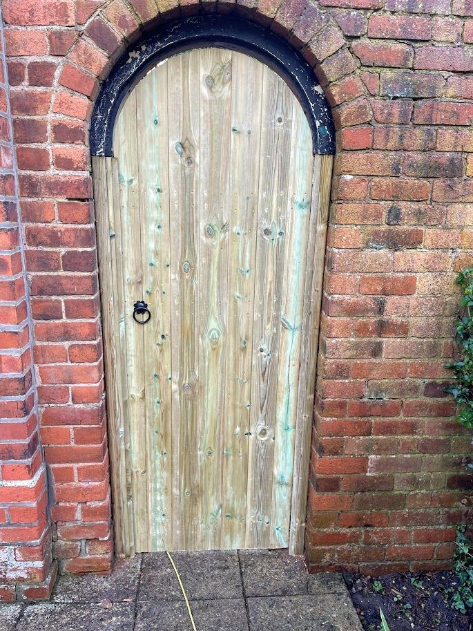 Derbyshire Joinery Specialists tongue and groove arched wooden garden gate