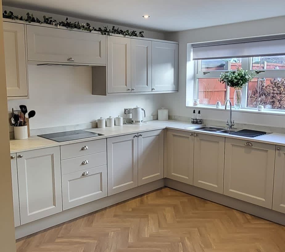 Newly fitted kitchen installed by Derbyshire Joinery Specialists for a homeowner in Chesterfield, Derbyshire