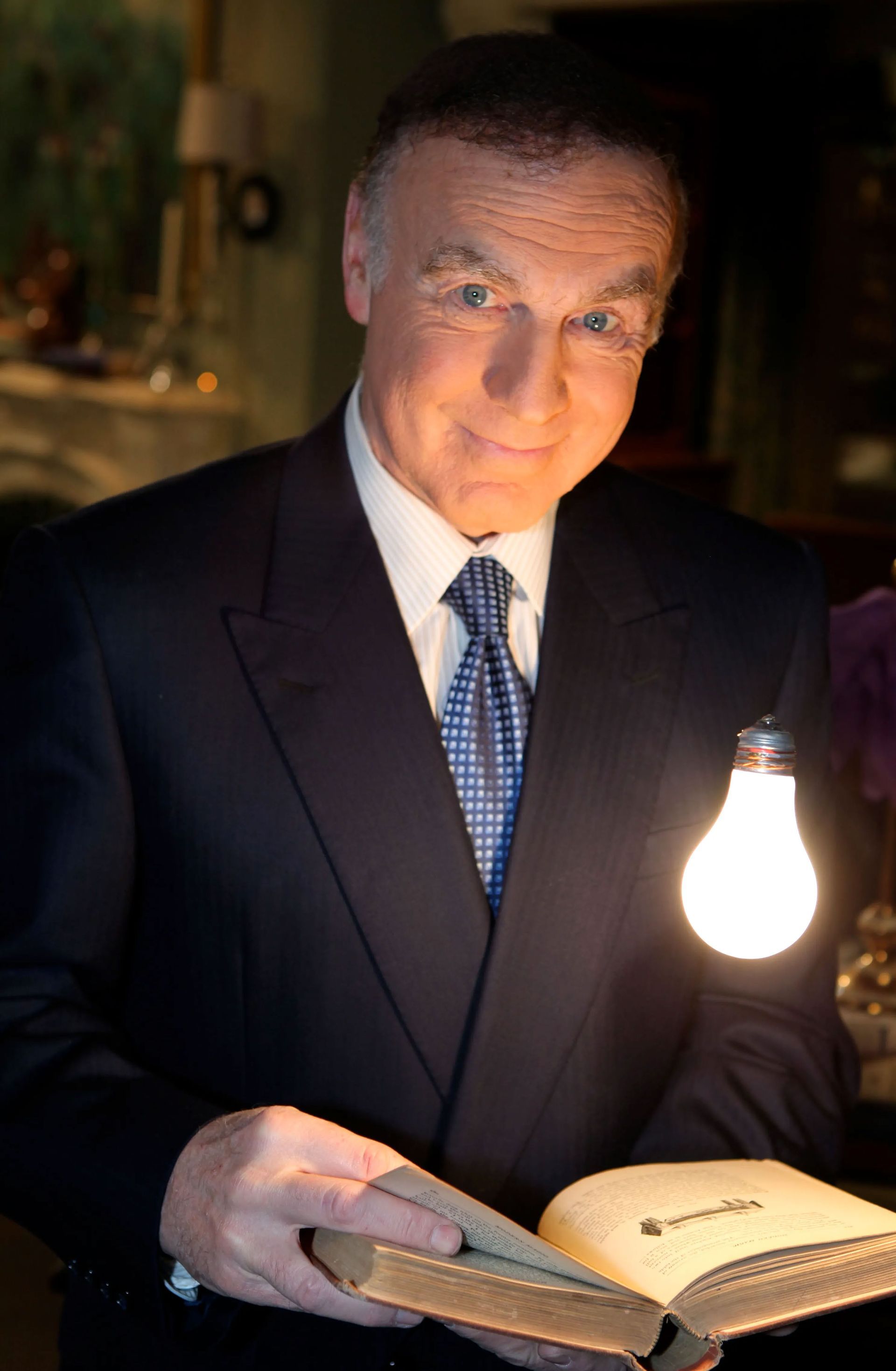 Comedy Magic Legend