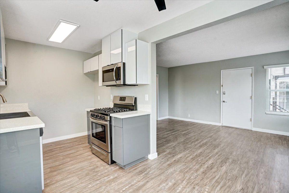 The Heights at Signal Hill Unfurnished kitchen and living area