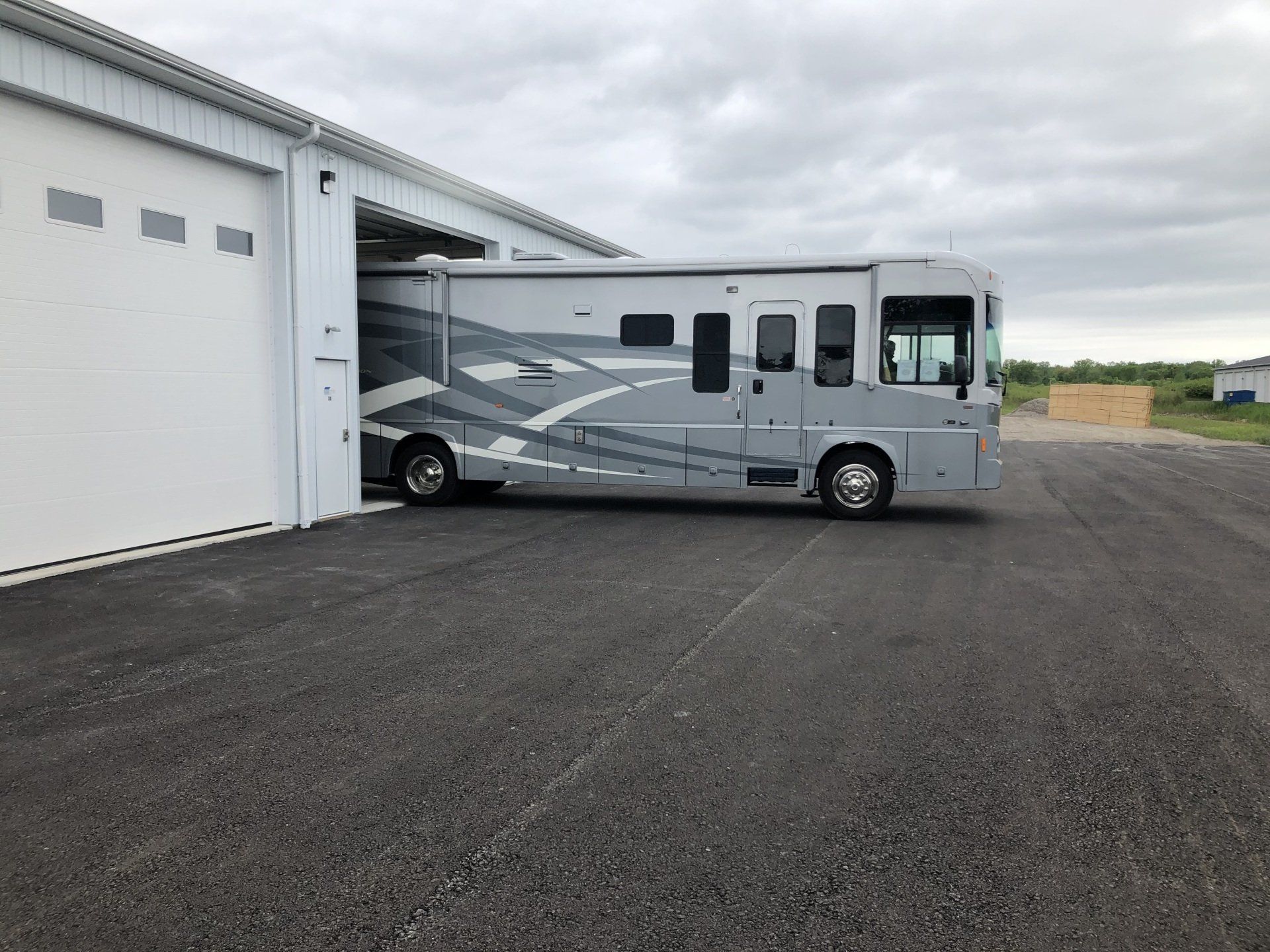 Sample RV storage at StorageCondos.com