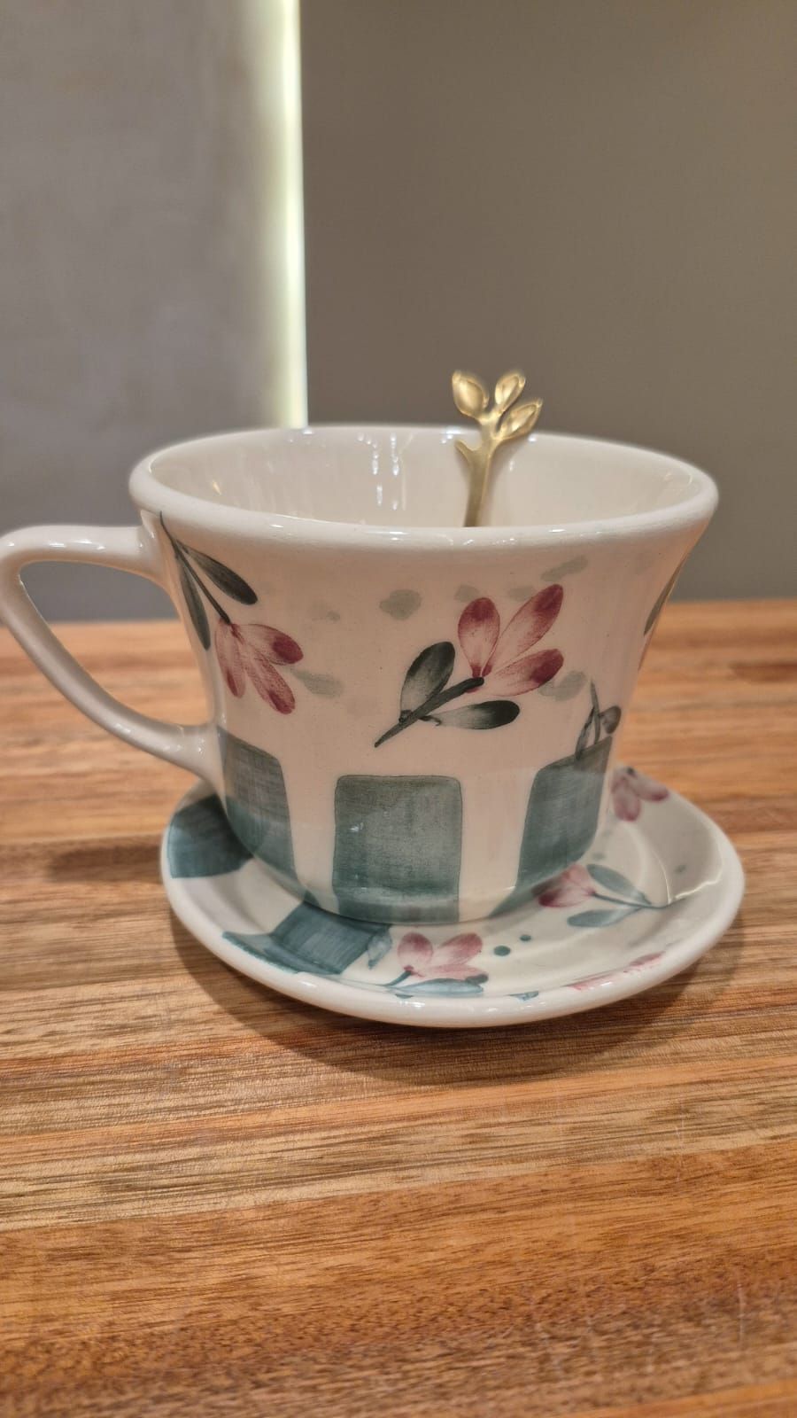 Taza Flores  verdes con plato