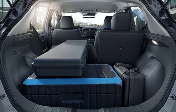 2024 Nissan Leaf EV 60/40-split rear seats