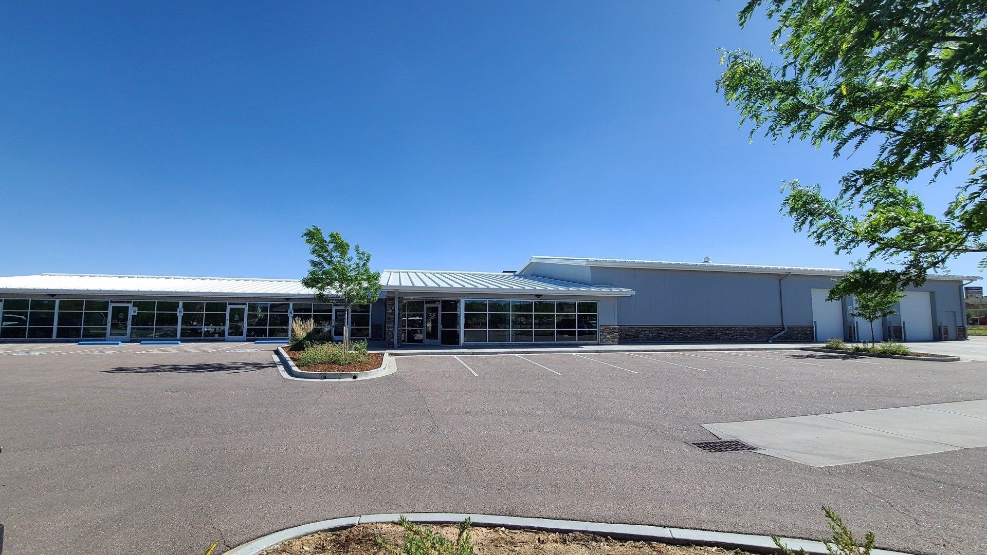 Store — Pueblo, Co — Mountain West Glass Inc.