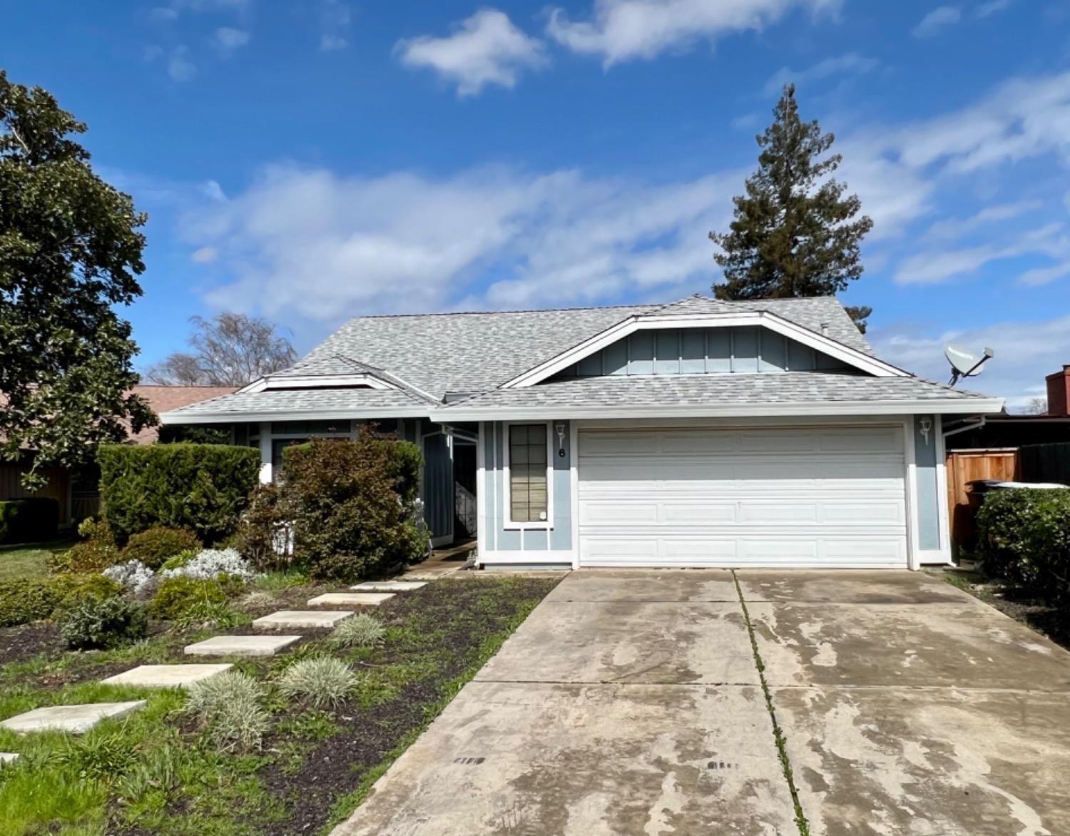 SOLD! 3 Berdroom 2 Baths in Natomas area.