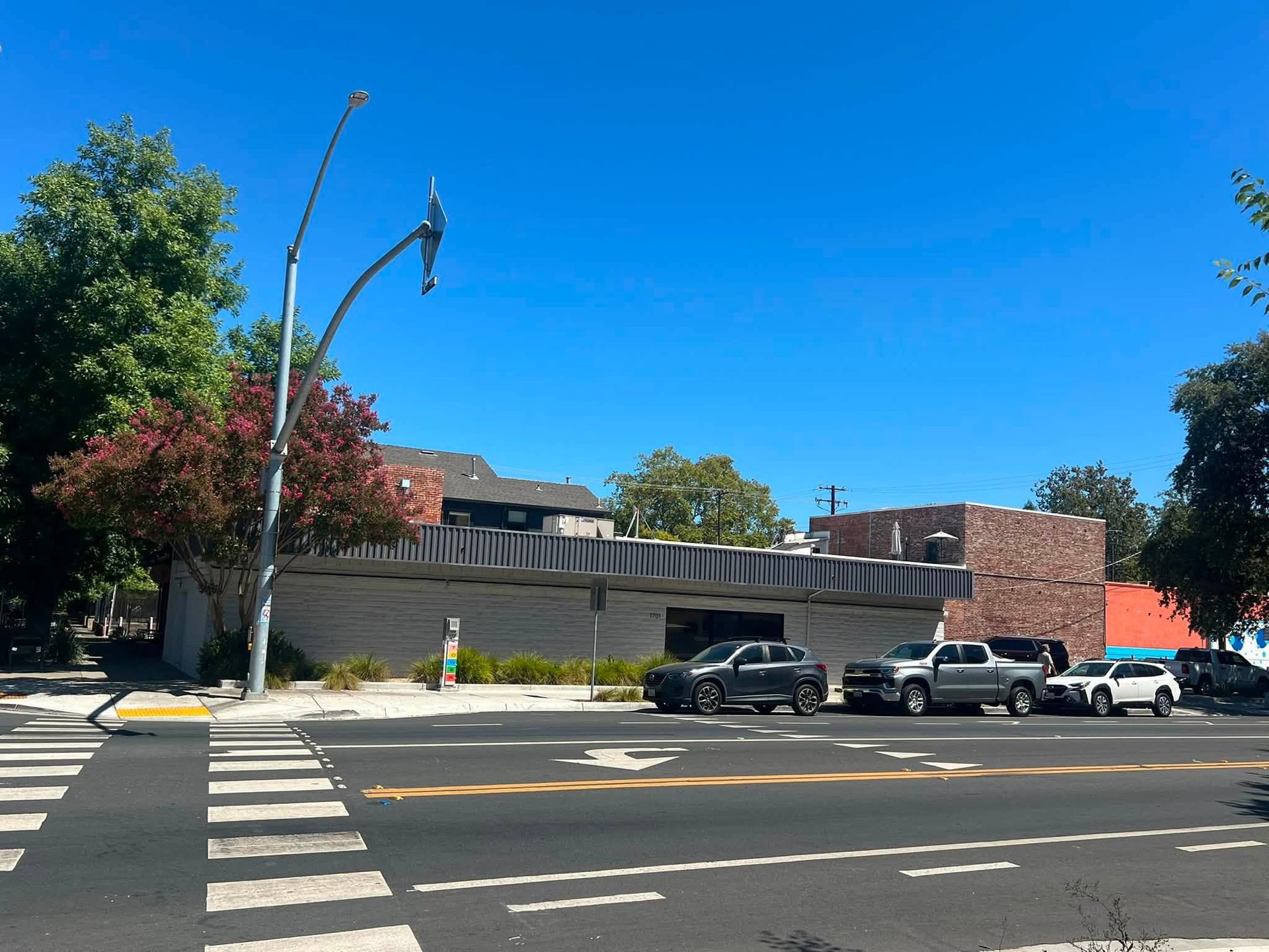 5,000 SF Retail LEASED