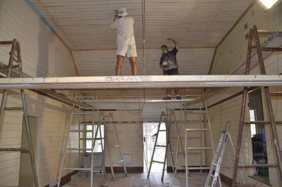 Window Side Panel Painting — Painters in Tablelands, QLD