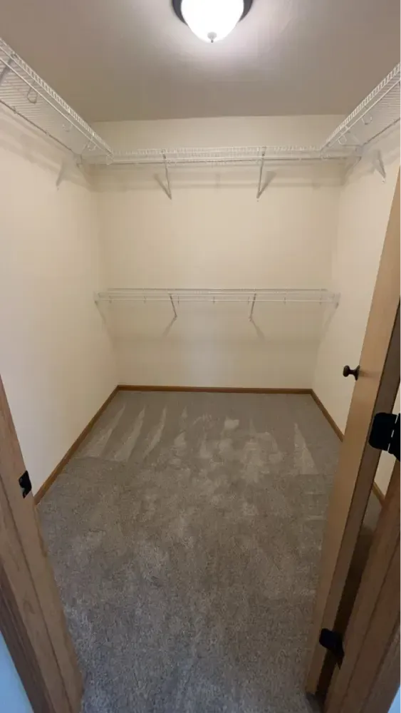 3 bed 1950 sq ft 8