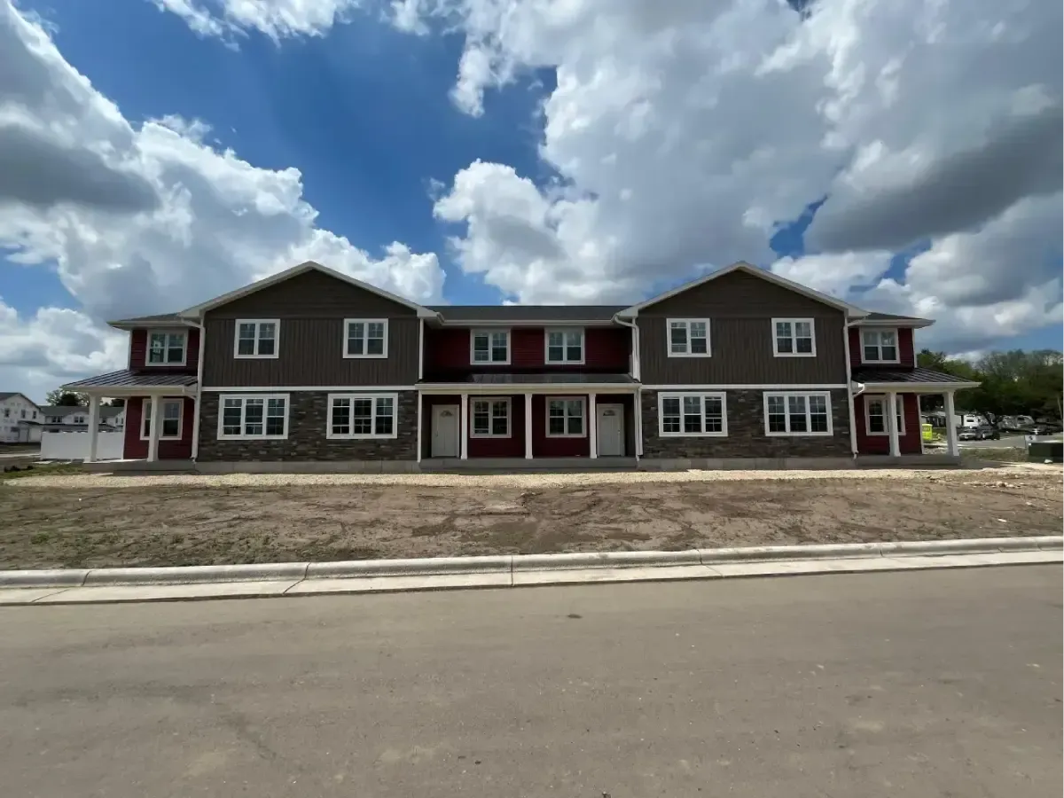 4 bed 1950 sq ft 1