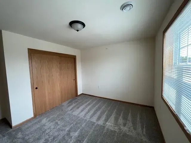 4 bed 1950 sq ft 15