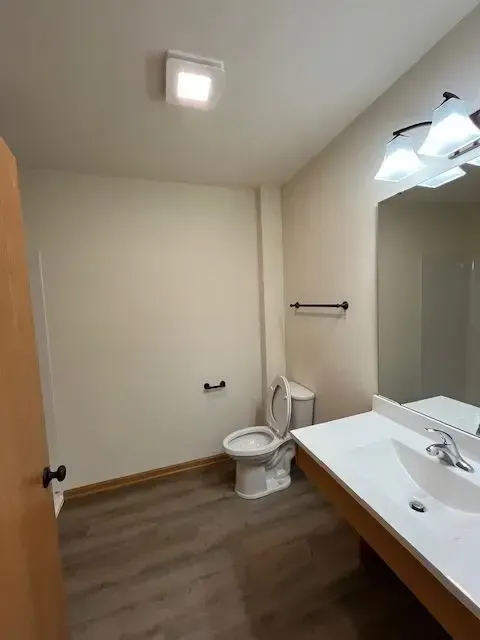 4 bed 1950 sq ft 5