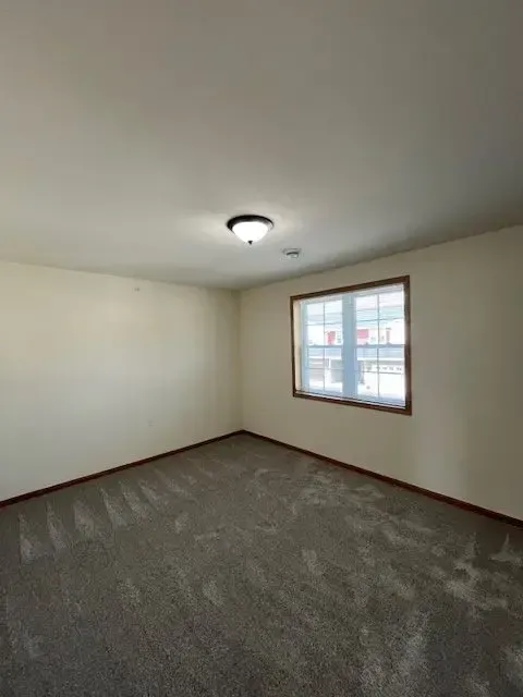 4 bed 1950 sq ft 13
