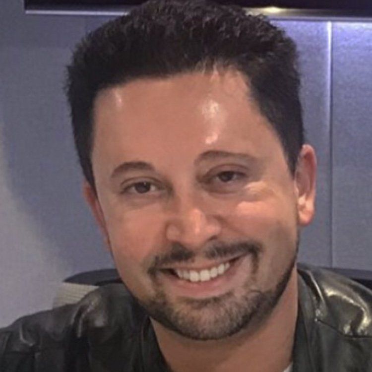 Jonathan Levi  will be on the Live Stage at CrimeCon UK