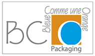 Logo BC Bleue Comme une Orange Packaging avec texte gris et icône carrée orange et bleue