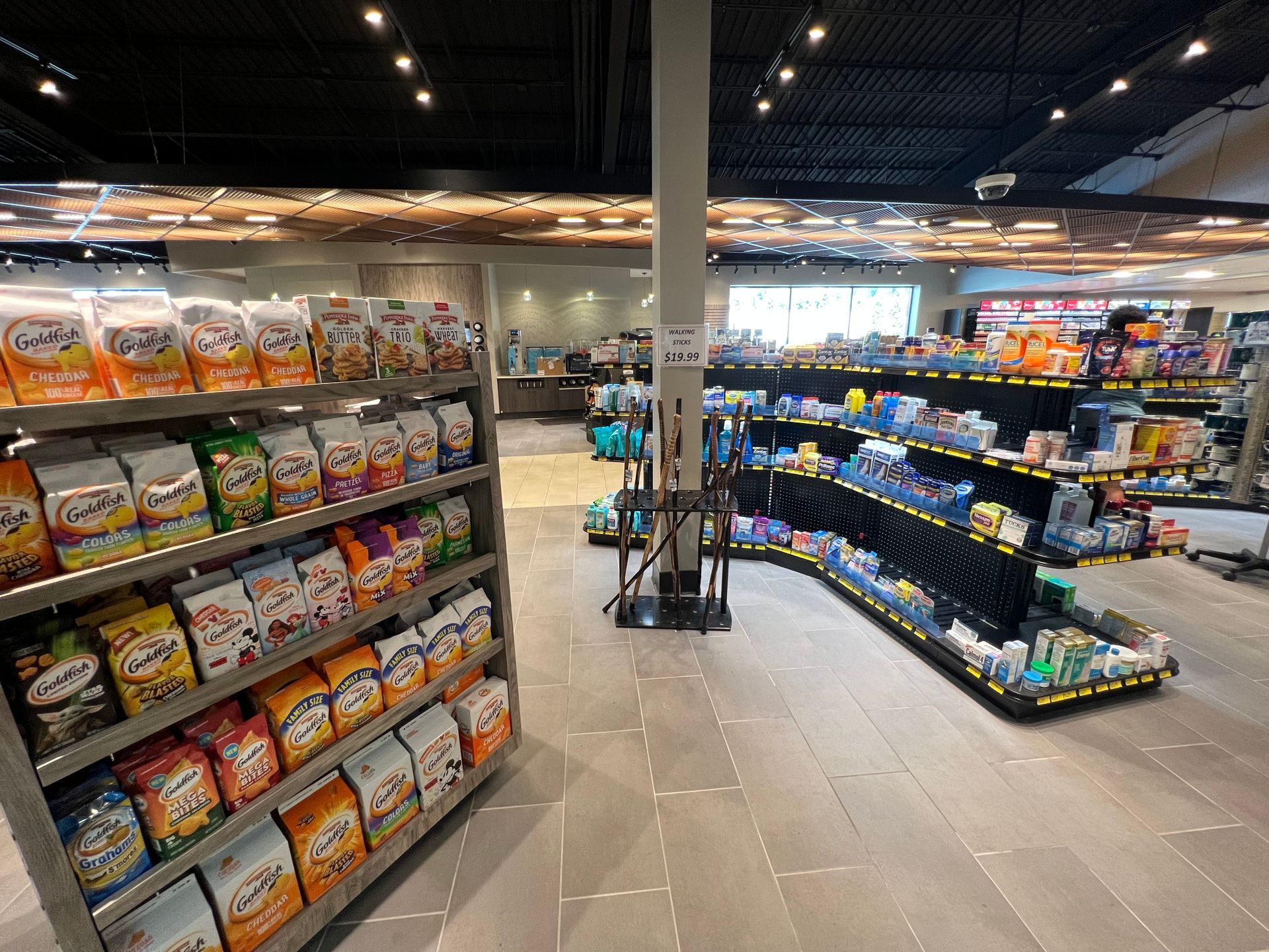 c-store interior design