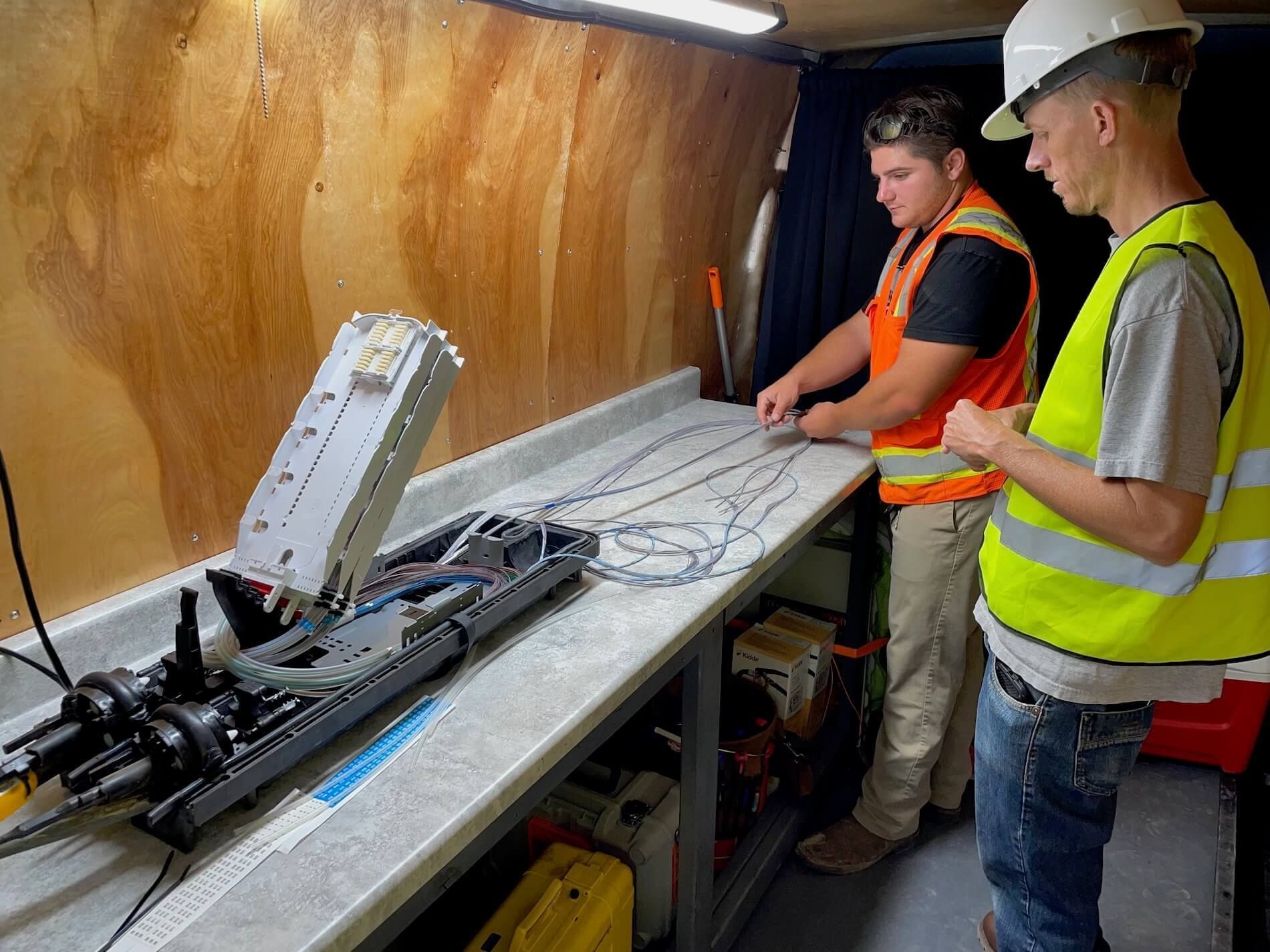 FiberTrack Fiber Optic Splicing Team