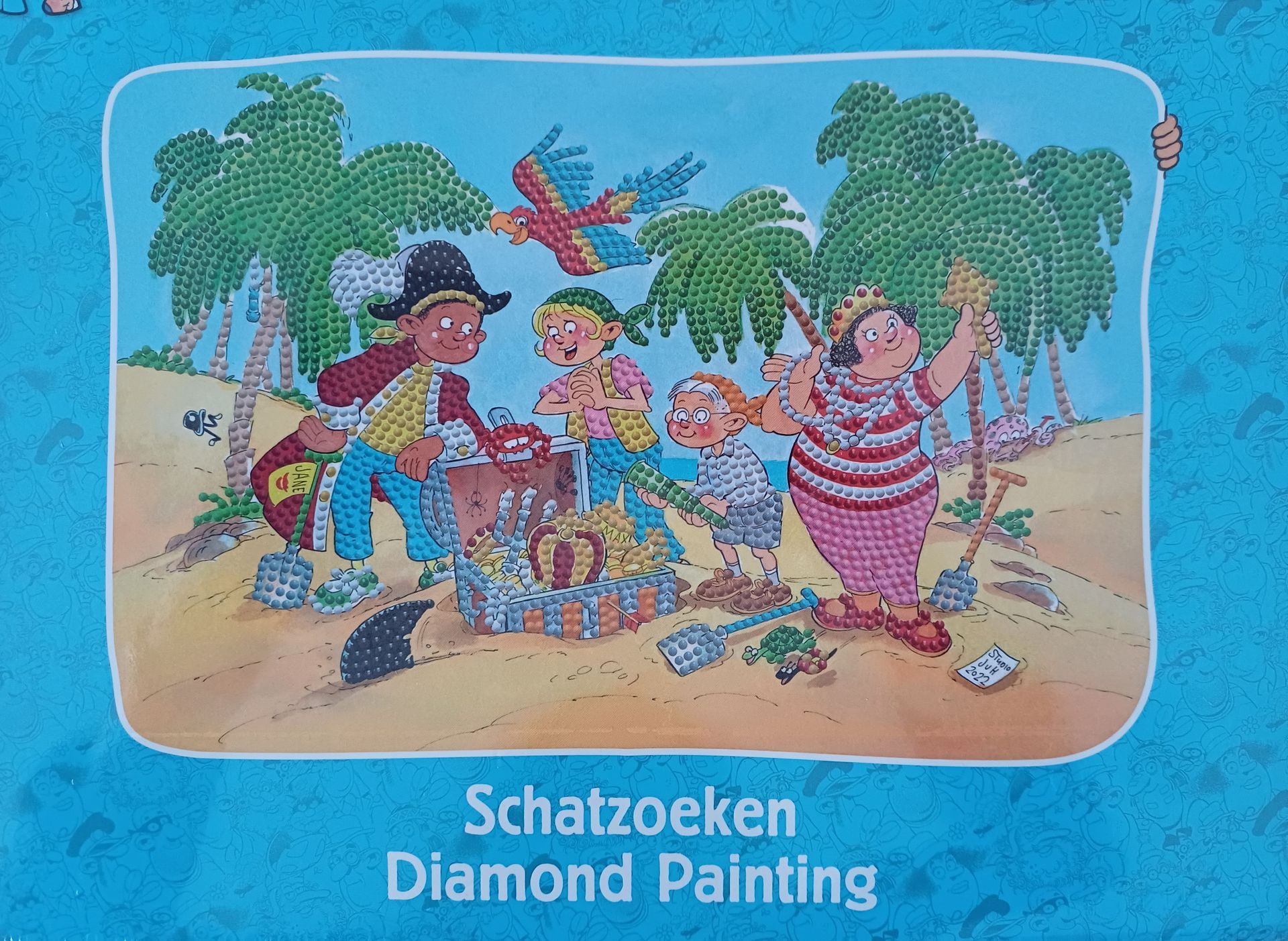 Jan van Haasteren Junior diamond painting doos met cartoonpiraten die een schat vinden op een strand.