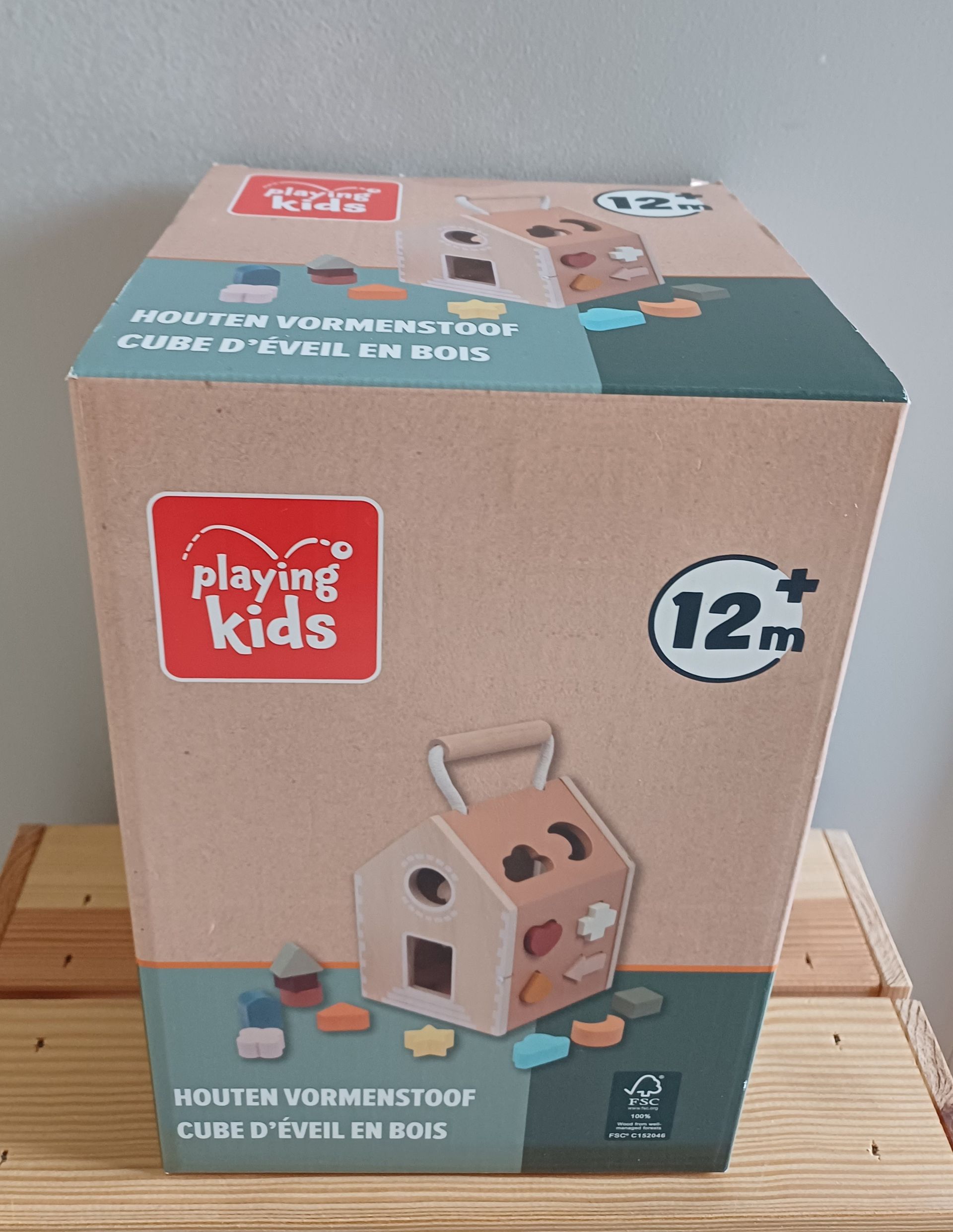 Playing Kids houten vormenstoof.