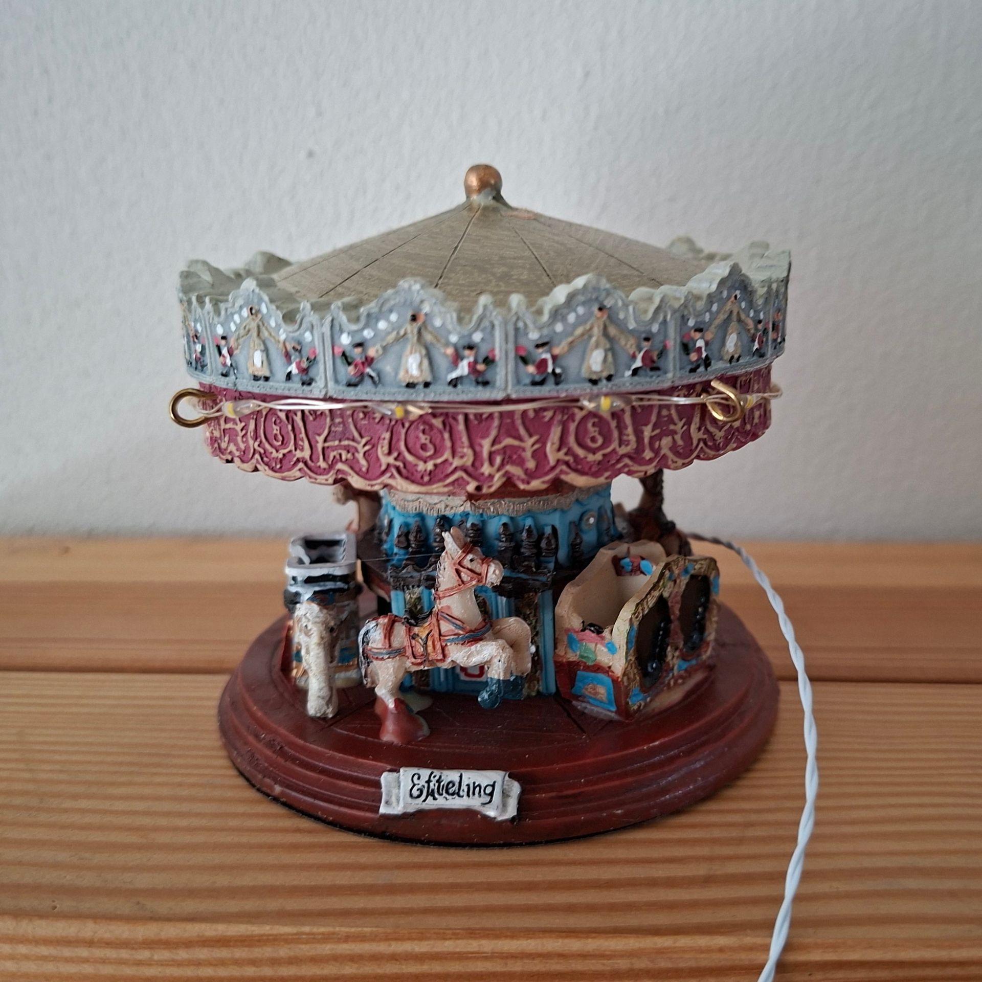 LuVille Efteling Stoomcarrousel met LED-verlichting