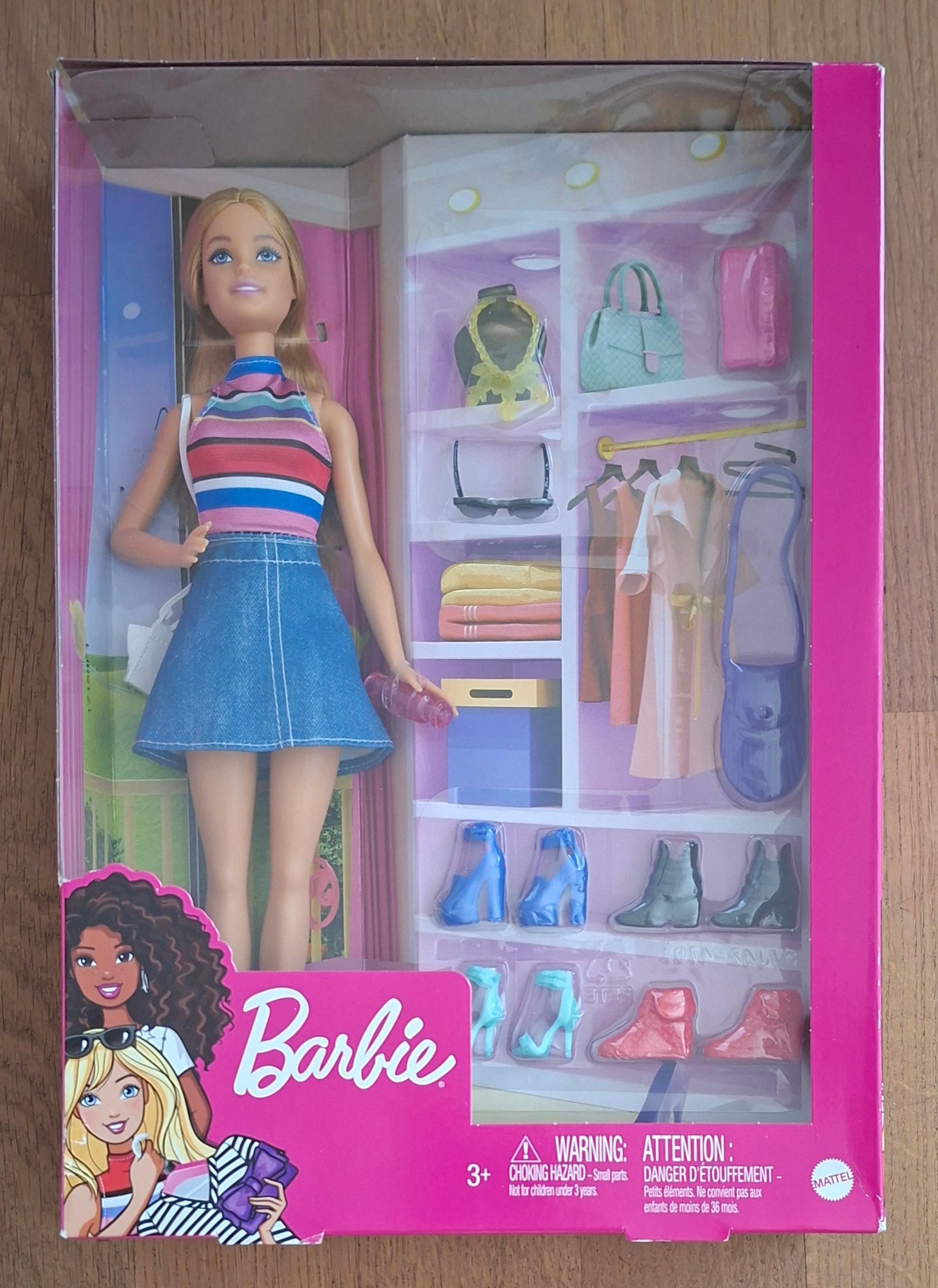Barbie pop en schoenen & accessoires speelset - modelnummer FVJ42 - Mattel
