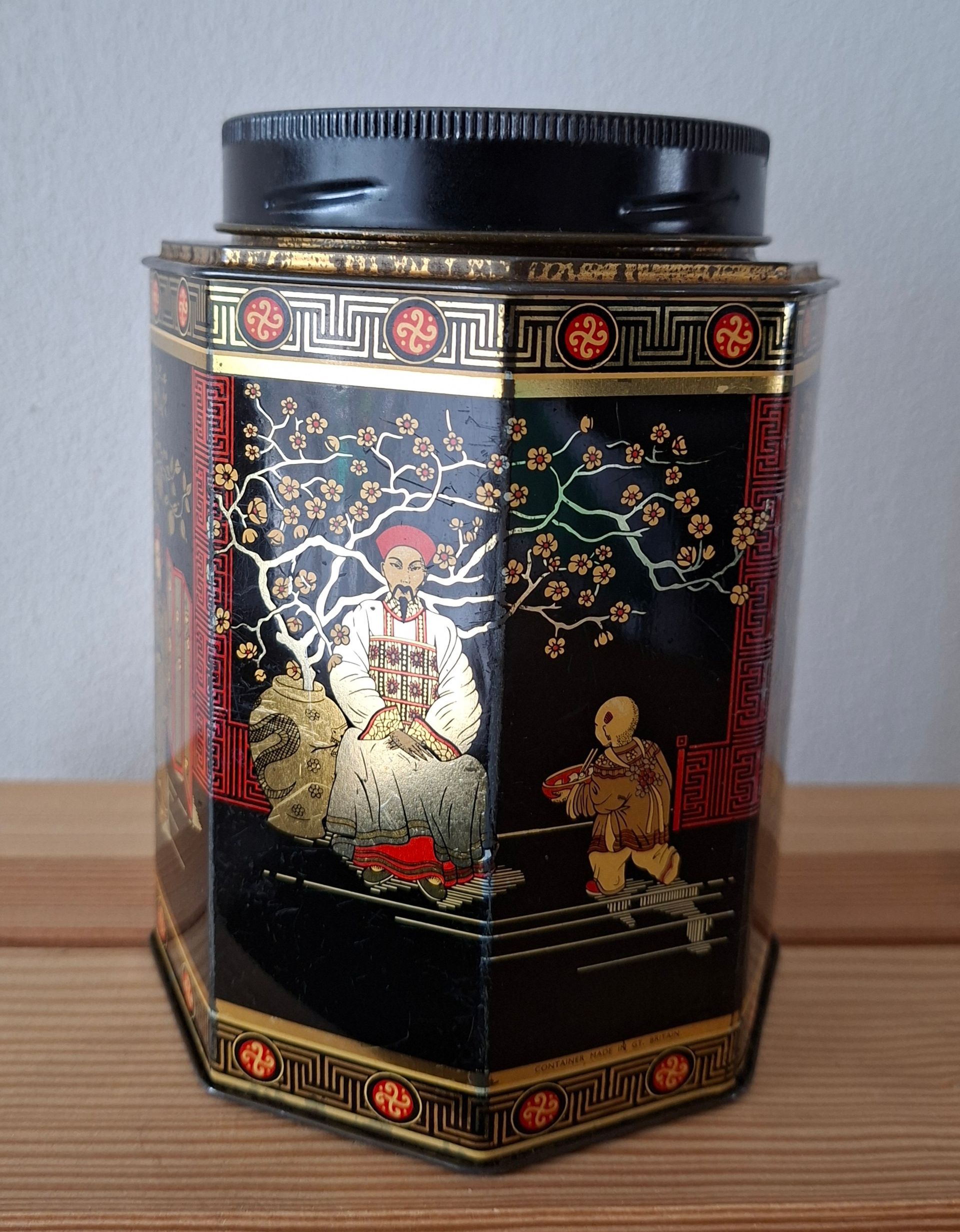Vintage theeblik met Japans motief - achthoekig model
