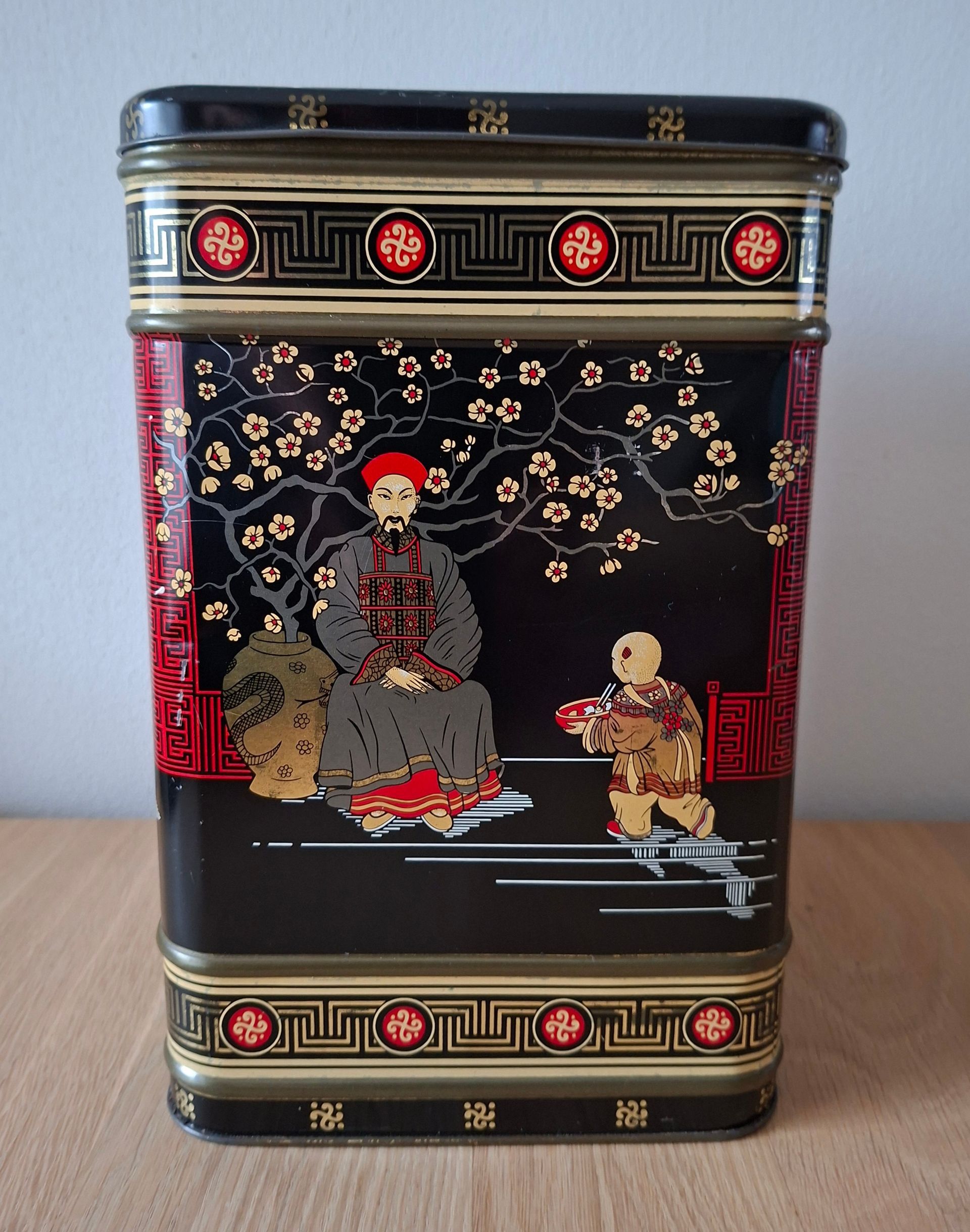 Vintage theeblik met Japans motief - maat XXL - vierkant model
