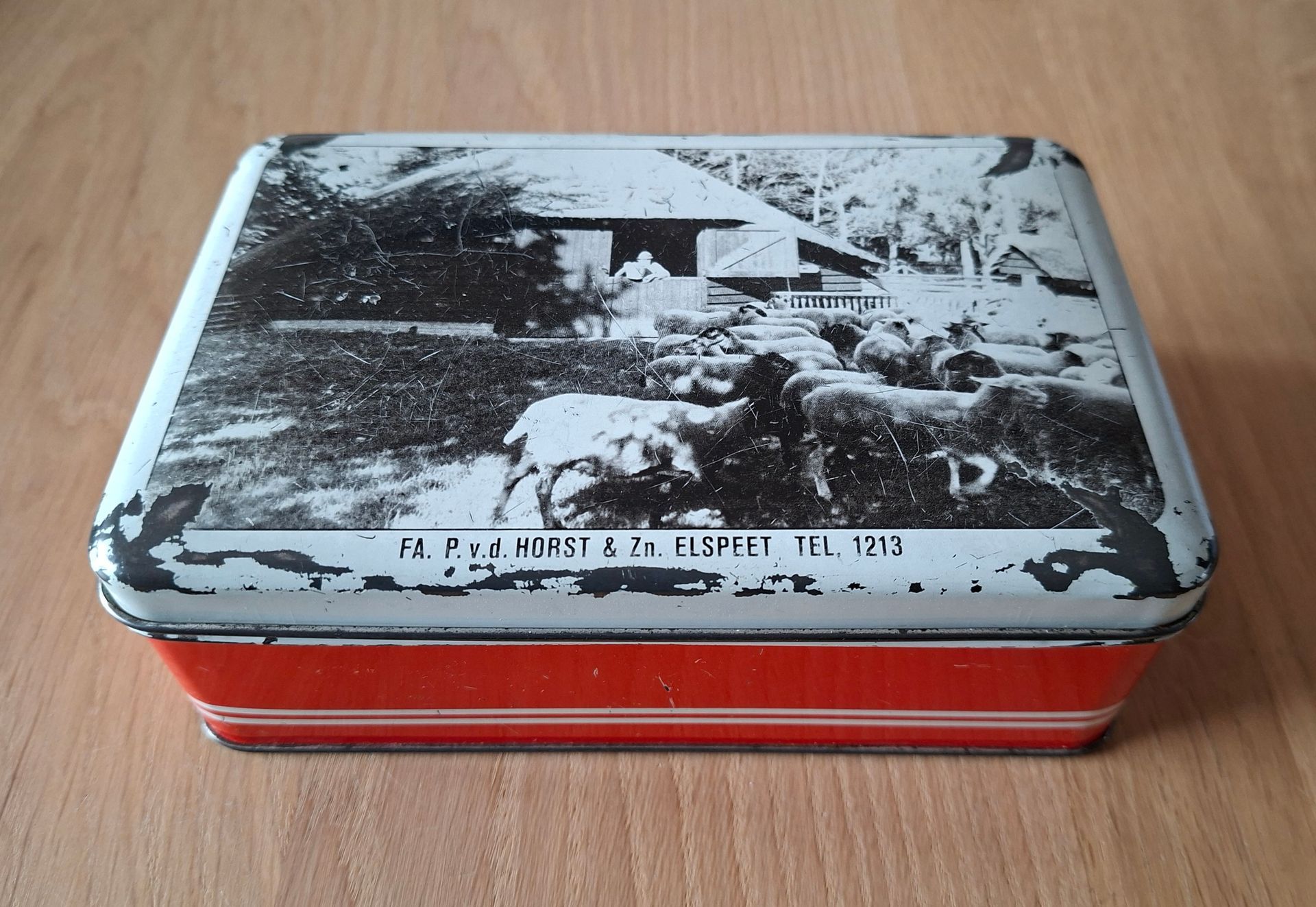 Antiek koekblik FA. P. v.d. Horst & Zn. Elspeet