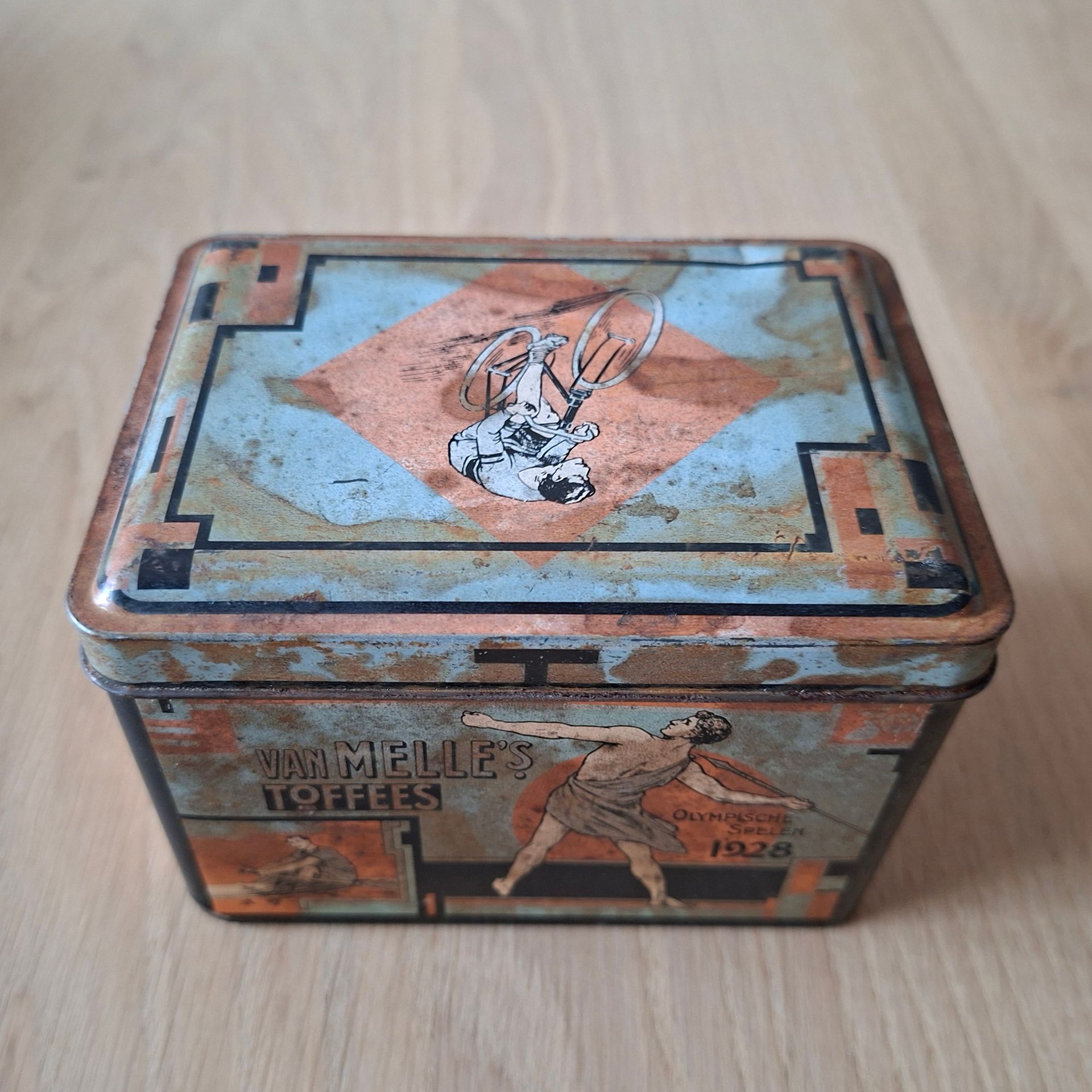 Antiek Van Melle's Toffees blik - Olympische spelen 1928 in Amsterdam